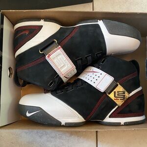 Nike Zoom LeBron 5 Fearless